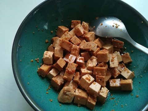 Tofu caramélisé marinade