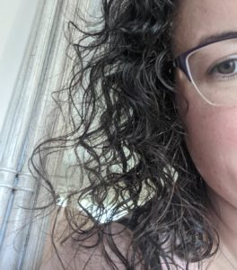 Lire la suite à propos de l’article Recette du gel de lin pour cheveux bouclés