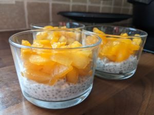 Lire la suite à propos de l’article Pudding de kaki et graines de chia