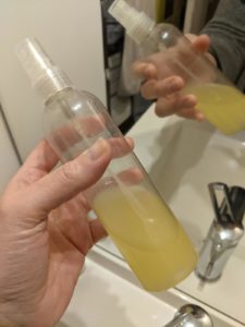Lire la suite à propos de l’article Spray coiffant pour tous types de cheveux