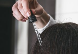 Lire la suite à propos de l’article Sérum pour la pousse des cheveux