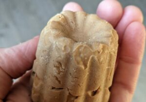 Lire la suite à propos de l’article Shampoing solide pour la pousse des cheveux