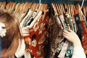 Lire la suite à propos de l’article Pourquoi acheter des vêtements de seconde main ?