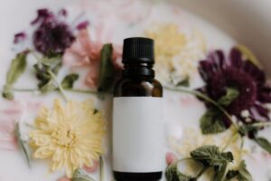 Lire la suite à propos de l’article Comment soigner un rhume naturellement avec les huiles essentielles ?
