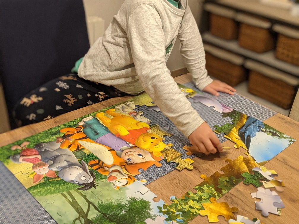 faire des puzzles avec ses enfants durant l'hiver